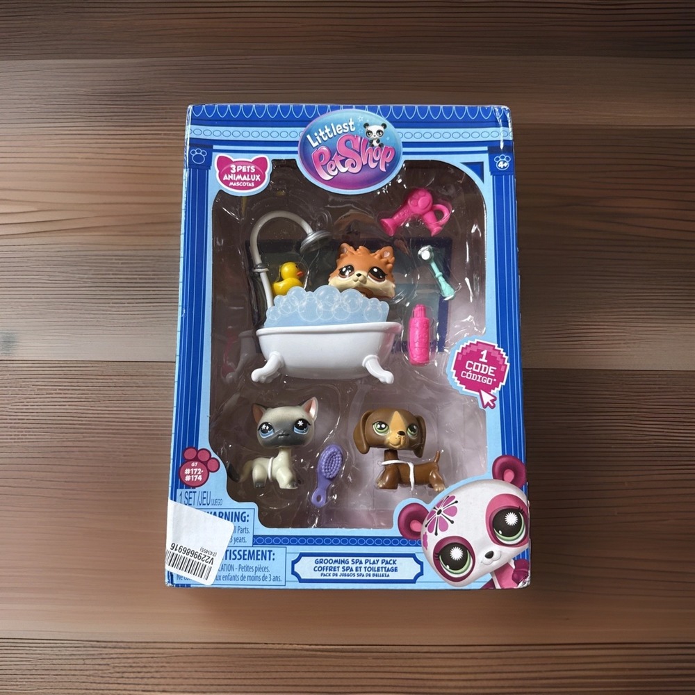 Littlest Pet Shop - Grooming Spa Play Pack   (NEW IN BOX)